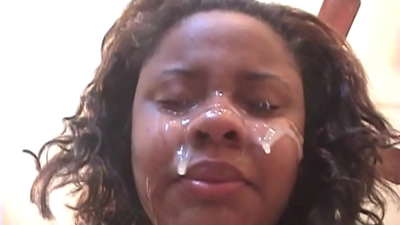 काले ब्राजील लड़की हो जाता है एक कम पर उसके चेहरे के बाद गुदा सेक्स के साथ एक बड़ा डिक